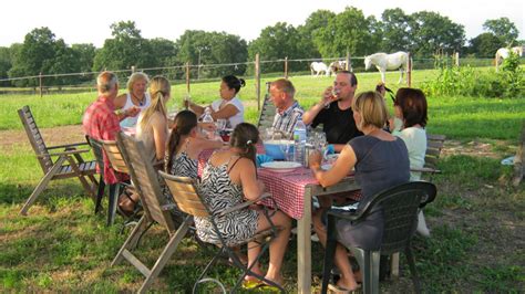 ik vertrek familie wesseloo spanje|Hoe gaat het met de Spaanse droom van de familie。